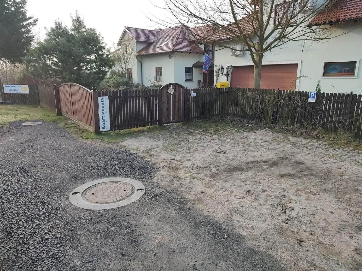 Apartamenty Zielona Gora Екстериор снимка